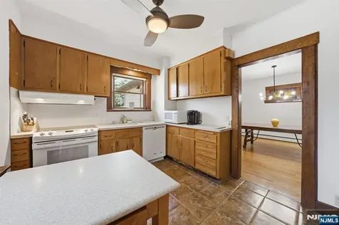 37 Buena Vista Avenue Hawthorne NJ 07506