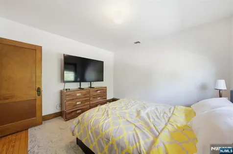 37 Buena Vista Avenue Hawthorne NJ 07506