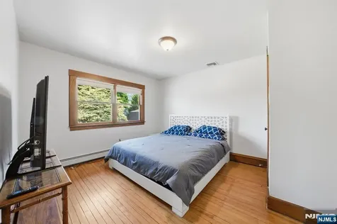 37 Buena Vista Avenue Hawthorne NJ 07506