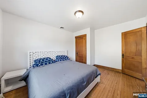37 Buena Vista Avenue Hawthorne NJ 07506