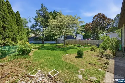 37 Buena Vista Avenue Hawthorne NJ 07506