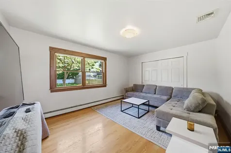 37 Buena Vista Avenue Hawthorne NJ 07506