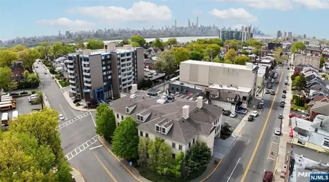 180 Edgewater Road Cliffside Park NJ 07010
