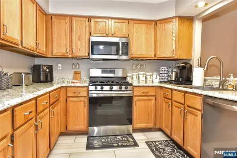 9 Braemar Drive Rockaway Township NJ 07866
