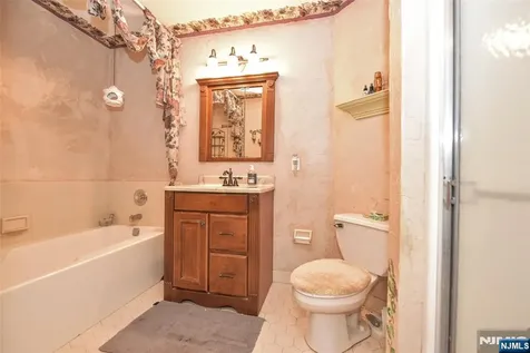9 Braemar Drive Rockaway Township NJ 07866
