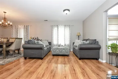 9 Braemar Drive Rockaway Township NJ 07866
