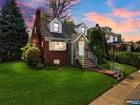 1028 Harvard Place Fort Lee NJ 07024