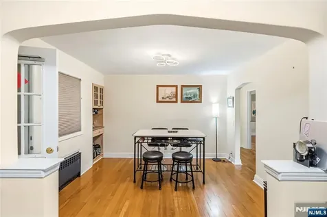 1028 Harvard Place Fort Lee NJ 07024