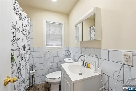 1028 Harvard Place Fort Lee NJ 07024