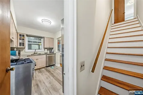 1028 Harvard Place Fort Lee NJ 07024