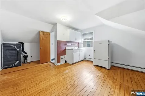 1028 Harvard Place Fort Lee NJ 07024