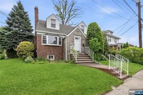 1028 Harvard Place Fort Lee NJ 07024