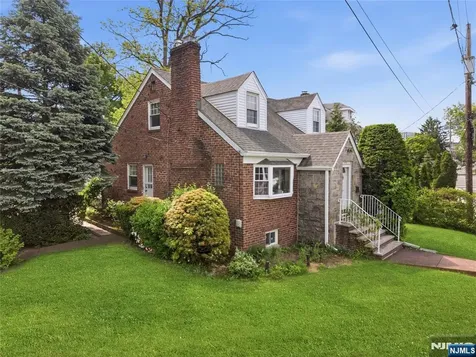 1028 Harvard Place Fort Lee NJ 07024