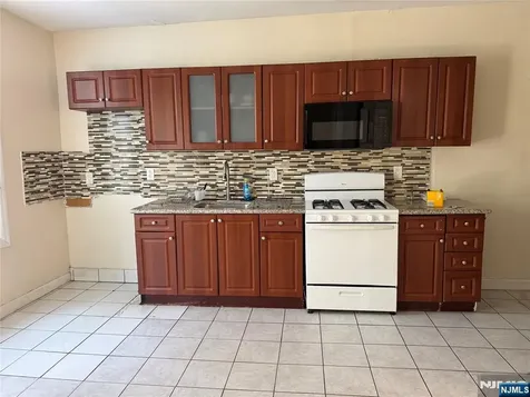 45 Ogden Street Newark NJ 07104