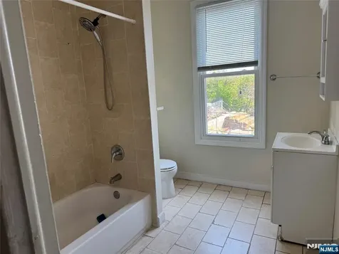 45 Ogden Street Newark NJ 07104