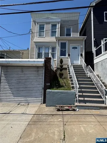 45 Ogden Street Newark NJ 07104