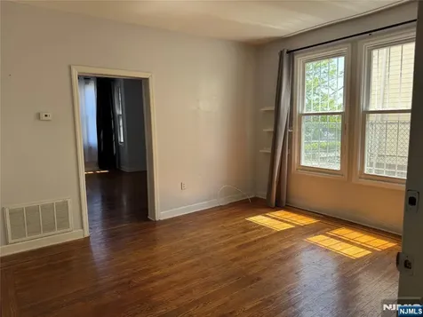 45 Ogden Street Newark NJ 07104