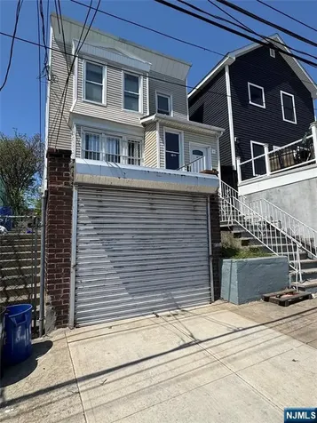 45 Ogden Street Newark NJ 07104