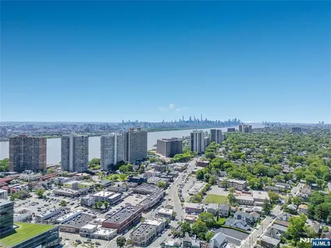 2077 Center Avenue Fort Lee NJ 07024