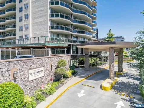 2077 Center Avenue Fort Lee NJ 07024