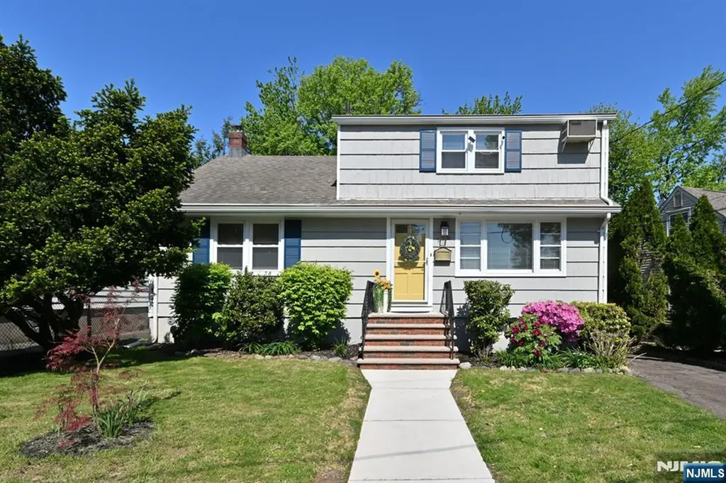 789 Briarcliff Avenue Maywood NJ 07607