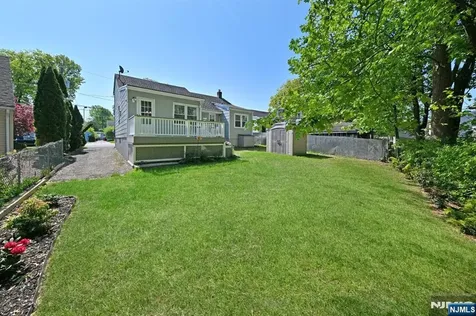 789 Briarcliff Avenue Maywood NJ 07607