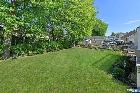 789 Briarcliff Avenue Maywood NJ 07607