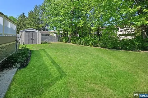 789 Briarcliff Avenue Maywood NJ 07607