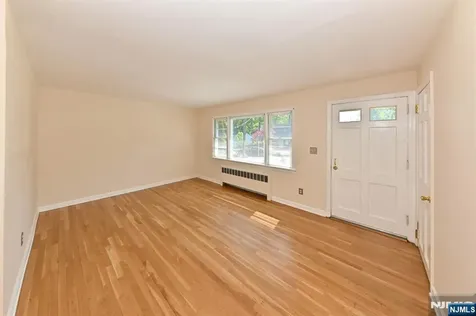789 Briarcliff Avenue Maywood NJ 07607