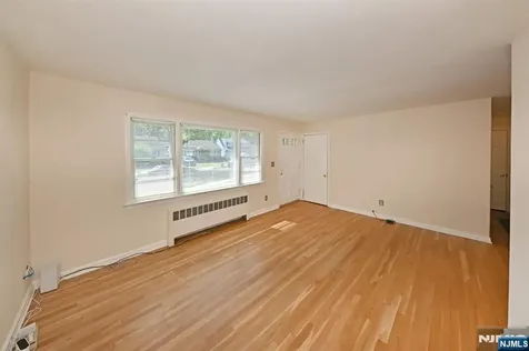 789 Briarcliff Avenue Maywood NJ 07607