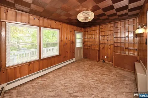 789 Briarcliff Avenue Maywood NJ 07607
