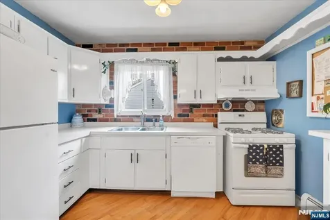 39 Post Brook Road West Milford NJ 07480
