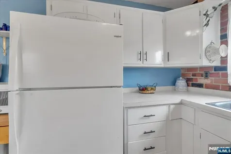 39 Post Brook Road West Milford NJ 07480