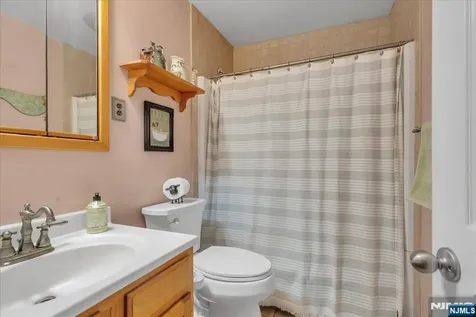 39 Post Brook Road West Milford NJ 07480