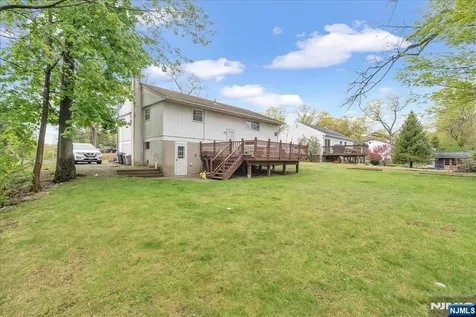 39 Post Brook Road West Milford NJ 07480
