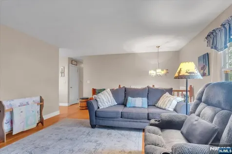 39 Post Brook Road West Milford NJ 07480