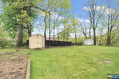 39 Post Brook Road West Milford NJ 07480