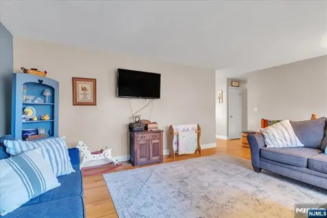 39 Post Brook Road West Milford NJ 07480