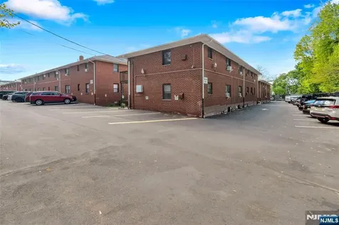 186 Terhune Lodi NJ 07644