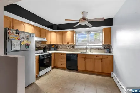 186 Terhune Lodi NJ 07644