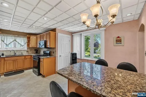 70 Franklin Street Little Ferry NJ 07643