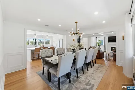 101 Tam O Shanter Drive Mahwah NJ 07430