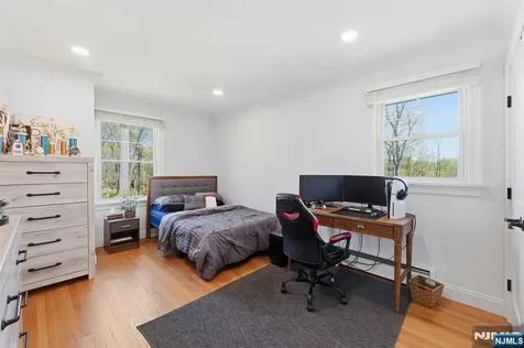 101 Tam O Shanter Drive Mahwah NJ 07430
