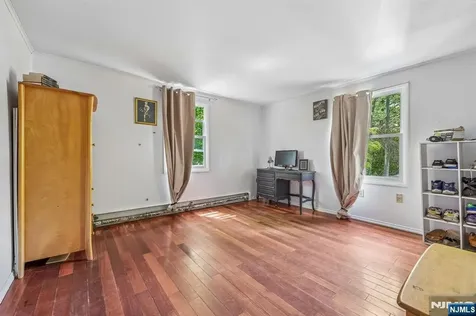 121 Wood Street Englewood NJ 07631