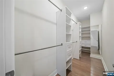 16 Coles Court River Edge NJ 07661