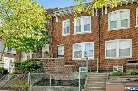 179 William Street East Orange NJ 07017
