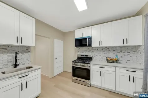 179 William Street East Orange NJ 07017