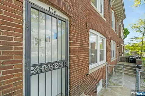 179 William Street East Orange NJ 07017