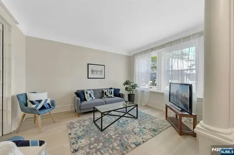 179 William Street East Orange NJ 07017