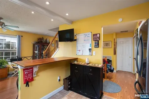 89 Vaughan Drive Newark NJ 07103